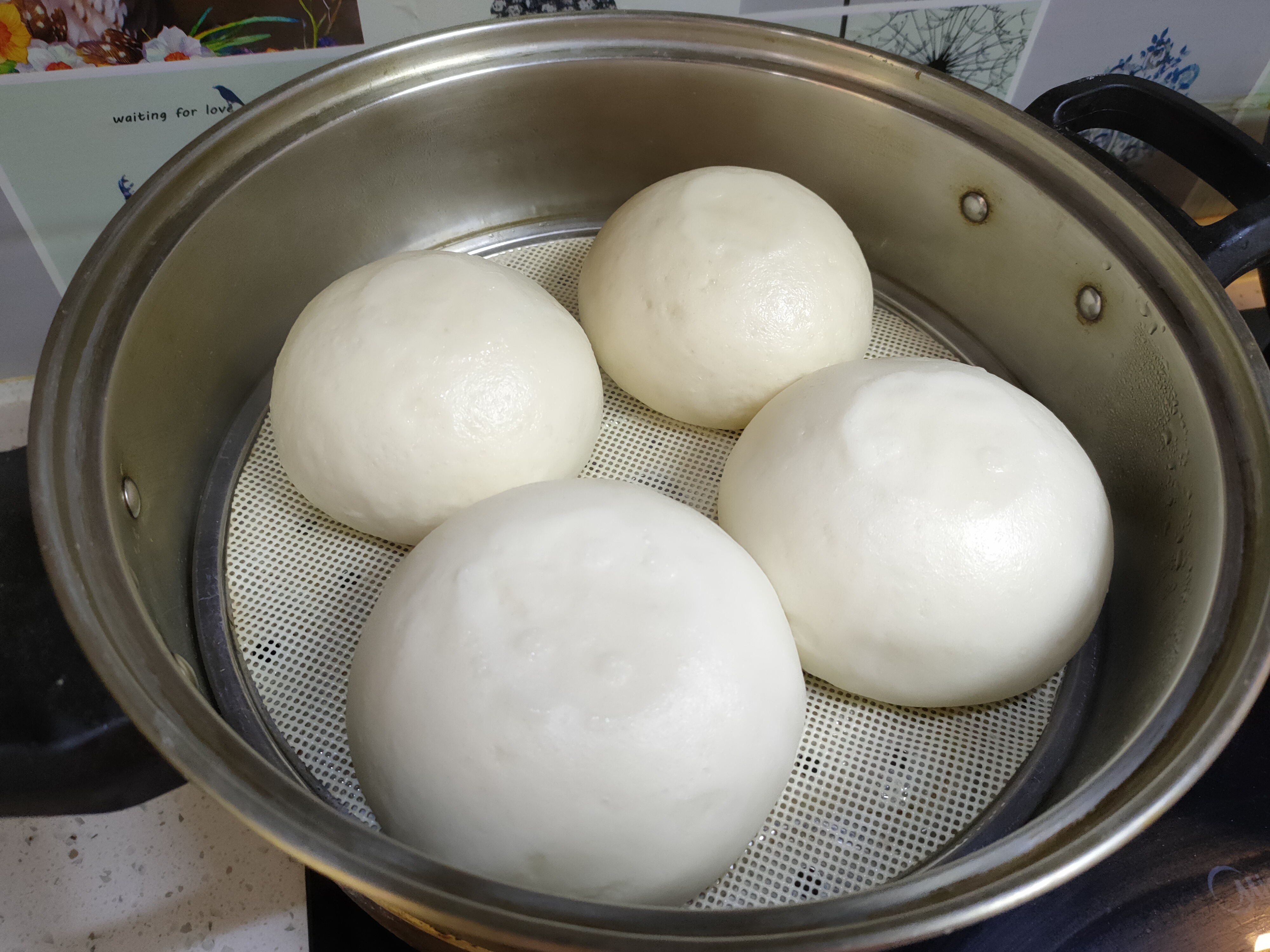 小苏打和食用碱到底有哪些区别,食用碱与小苏打使用上有什么区别