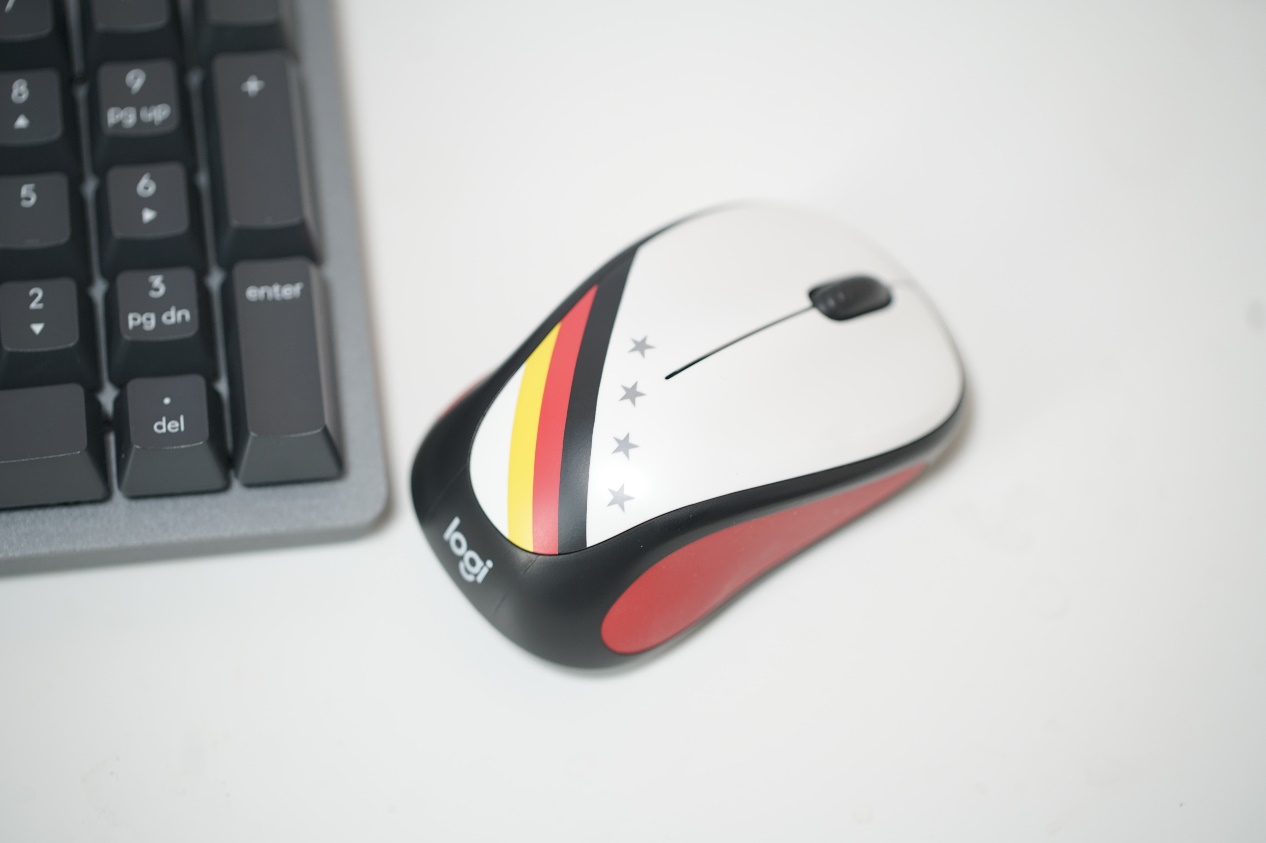 罗技入门办公键盘测评,舒适的键盘