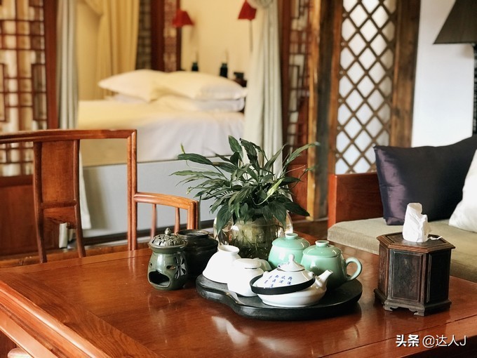 丽江的高颜值客栈逆天了，住一圈连回家的路费都省了！文末有福利