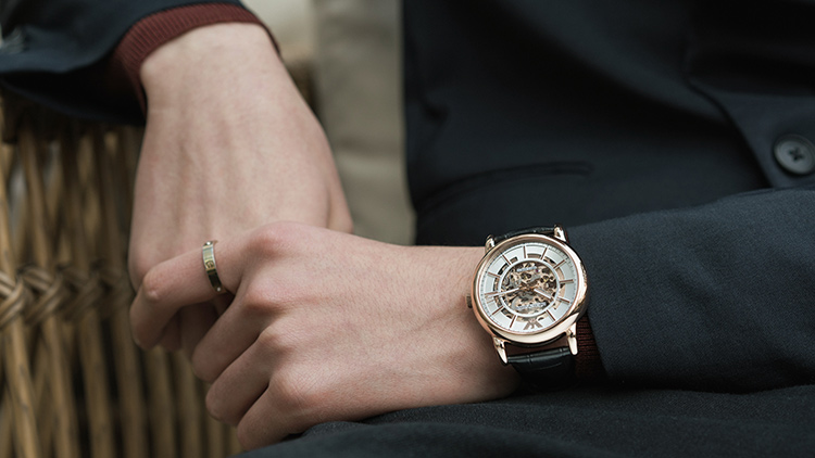 阿玛尼全自动镂空机械方形男表,阿玛尼全自动机械镂空男士手表