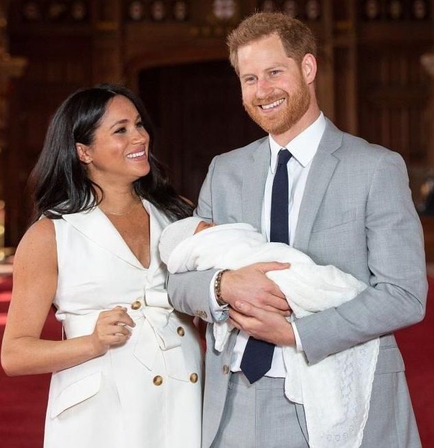 女本柔弱为母则刚是夸赞吗,女本柔弱为母则刚搞笑视频