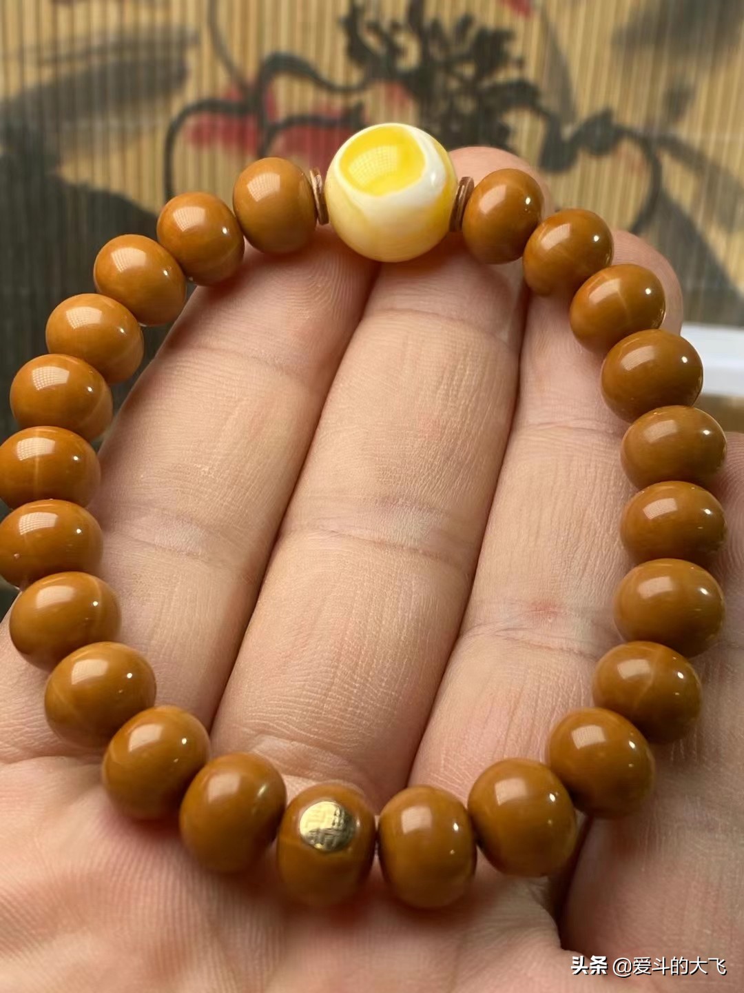 文玩手串单珠推荐,文玩算盘珠单圈手串搭配