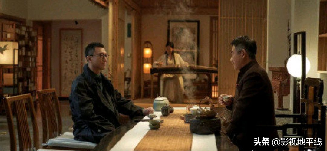 孙红雷得承认，在《扫黑风暴》里，他的演技输给了王志飞