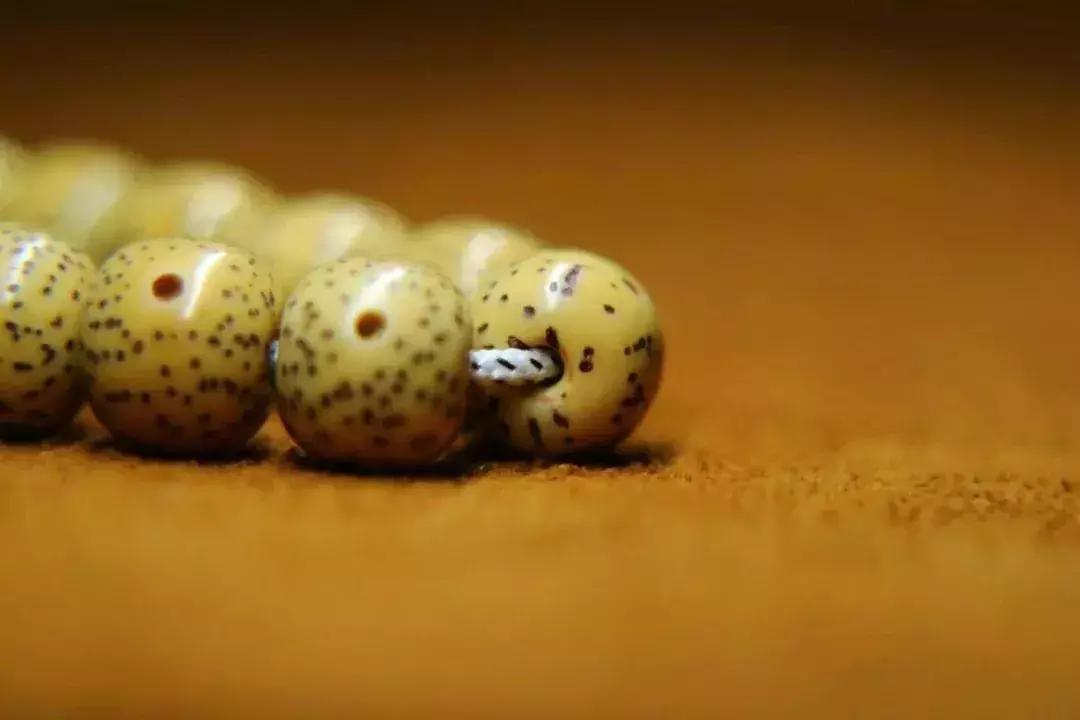 菩提盘玩粘手怎么处理,菩提咬手是什么样的