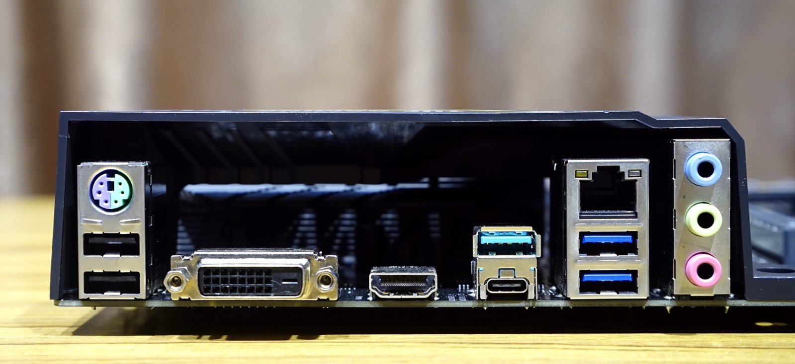 amdryzen53600配华硕b450,amdr5能上b450吗