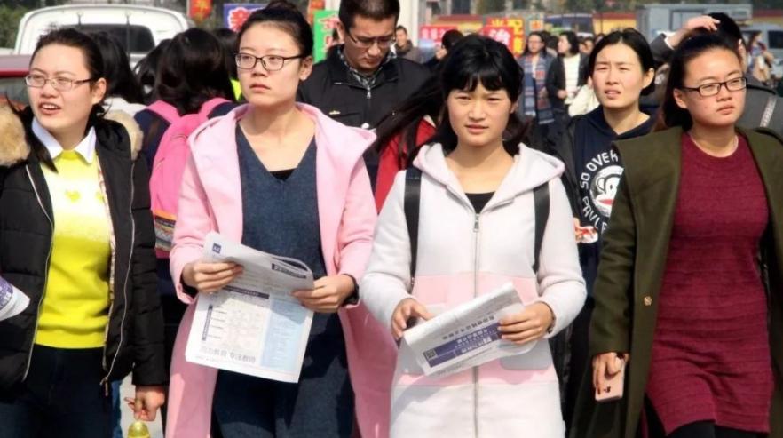 2022理科女生前景最好的十大专业,适合女生报考的专业及就业前景