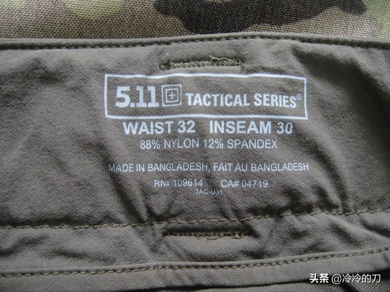 超弹又修身，但是不够耐磨：5.1174401TRAVERSE511攀登者长裤