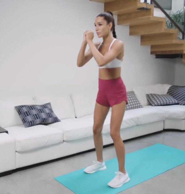 身高176的韩国“甜美系”教练，A4腰大长腿，妥妥的宅男女神