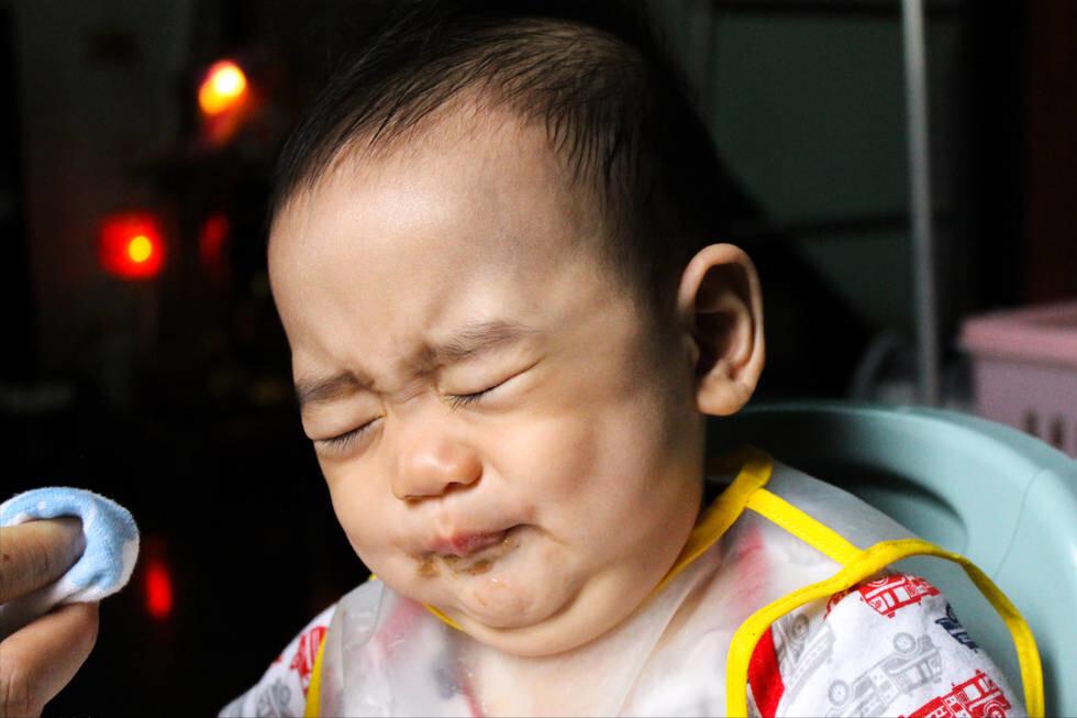 原来宝宝长牙这么难受,3个方法可缓解不适,家长早知道娃少受罪