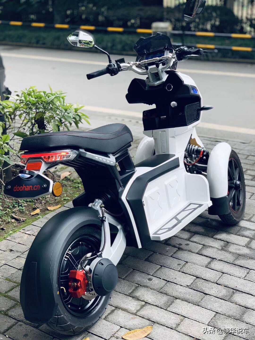 国产倒三轮电动车视频,倒三轮电动车国产品牌