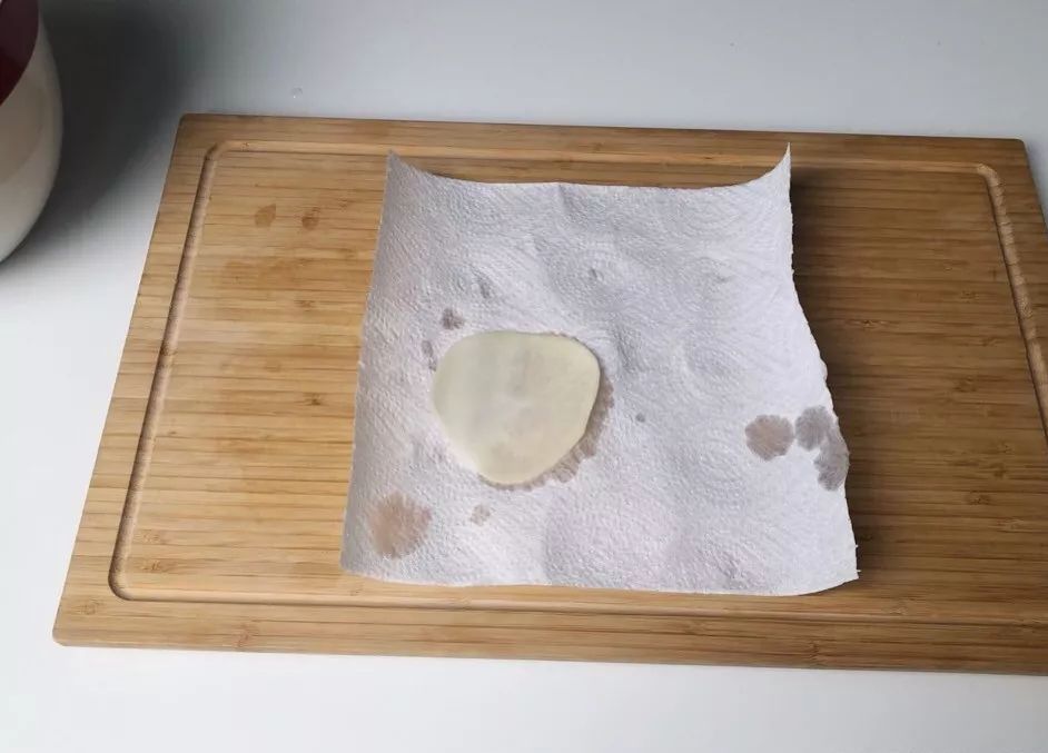 怎么做薯片简单又好吃又脆可保存,怎么在家自制原味薯片有味道的