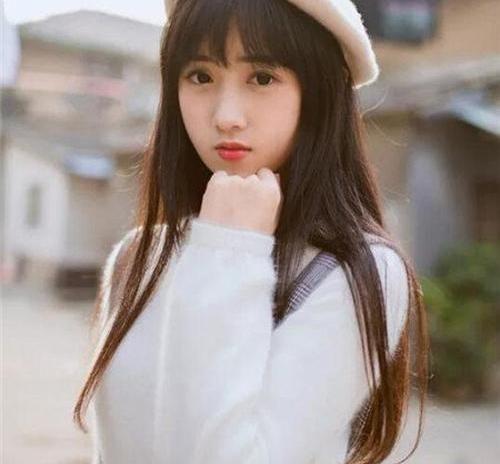 圆脸瘦脸方法学生党最快告别圆脸,大圆脸适合什么自己打理的发型