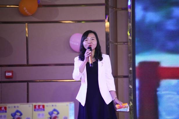 秋风送爽丹桂飘香秋雨绵绵,秋风送爽丹桂飘香秋意浓