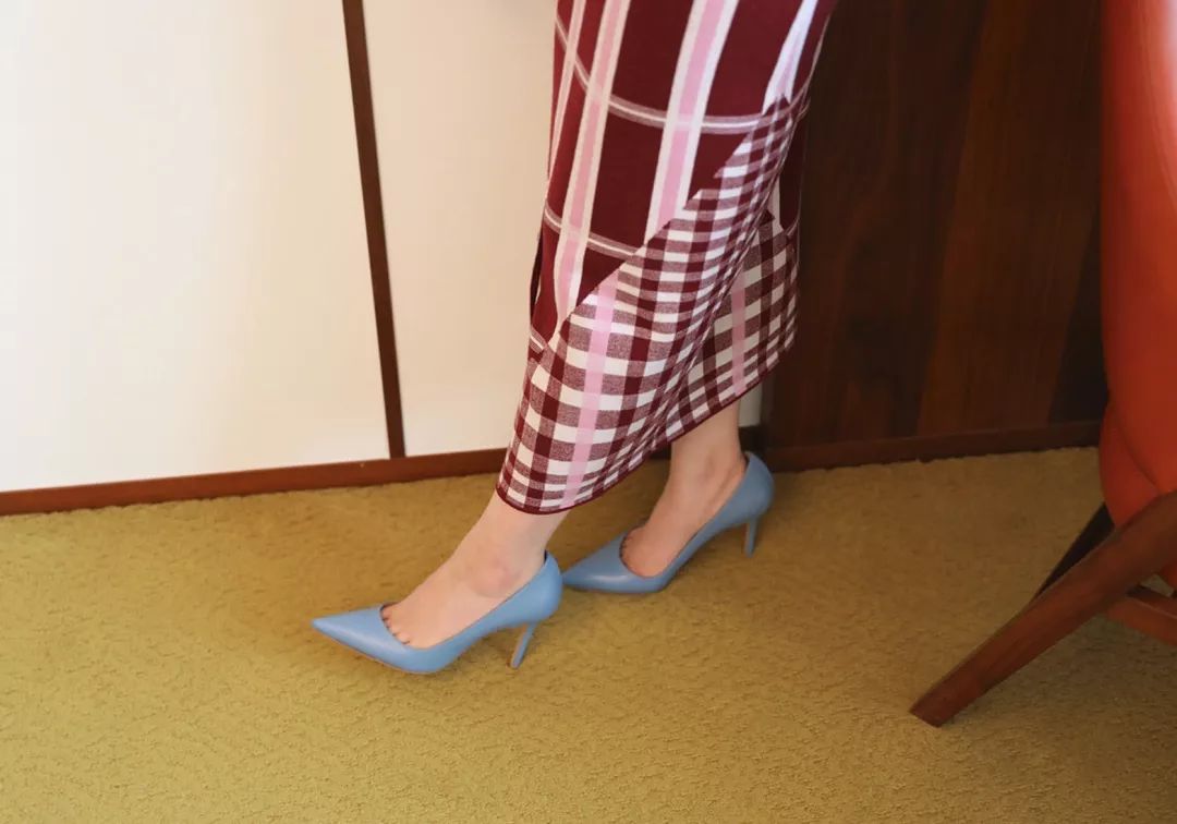 闊╁墽濂充富绌挎惌鍝佺墝,闊╁墽濂宠绌挎惌鍝佺墝