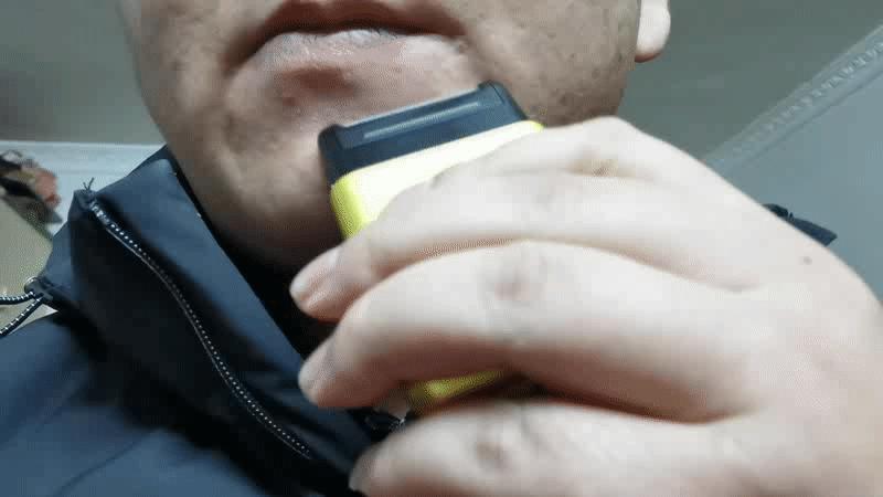 须眉电动剃须刀变形金刚,须眉变形金刚剃须刀