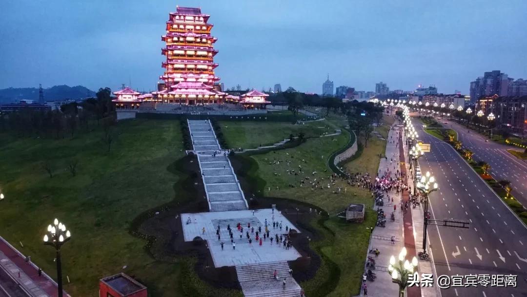 好热闹广场舞,宜宾好热闹的广场