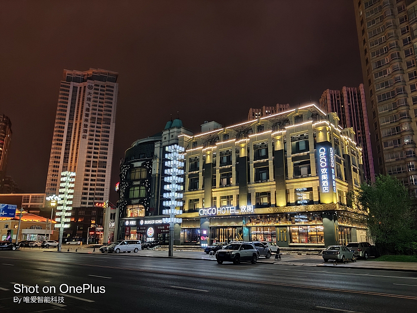 一加8手机到底值不值得入手？全方位实测体验，用事实说话