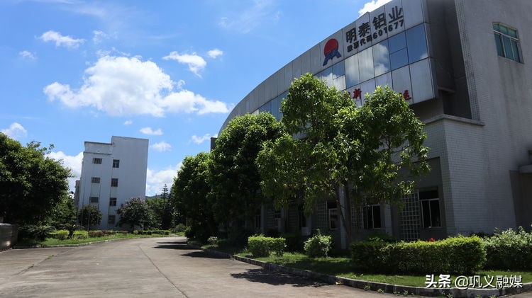 新发展理念加快构建新发展格局,新发展理念引领全省经济工作