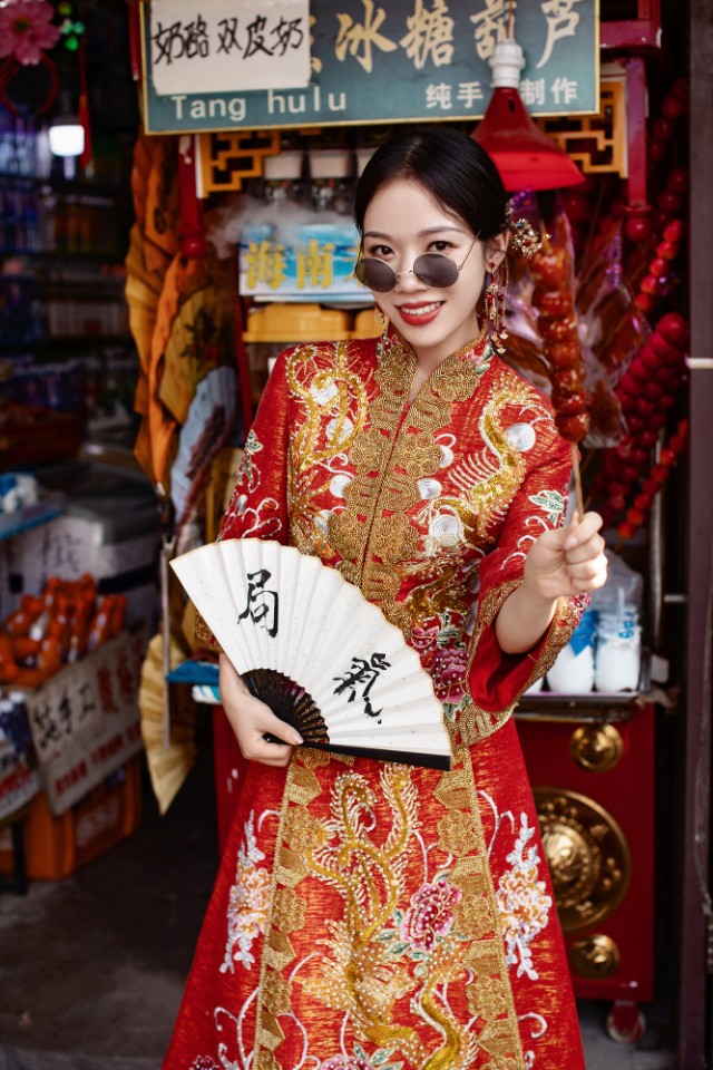 铂爵旅拍拍一套婚纱照大约多少钱,铂爵旅拍大理龙龛码头婚纱照样片