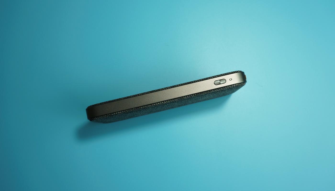 苹果充电头用小米120w快充的,苹果可以用小米120w快充