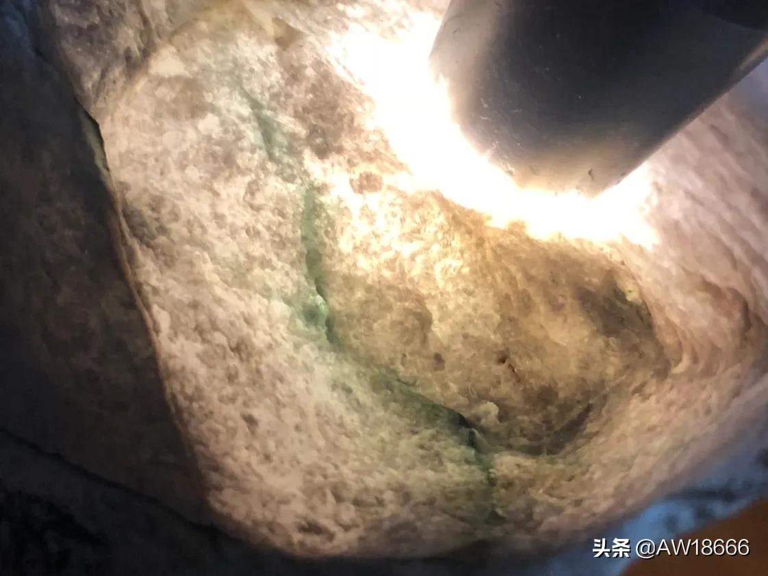 翡翠原石如何辨别好坏图解大全,新手如何鉴别翡翠原石的好坏