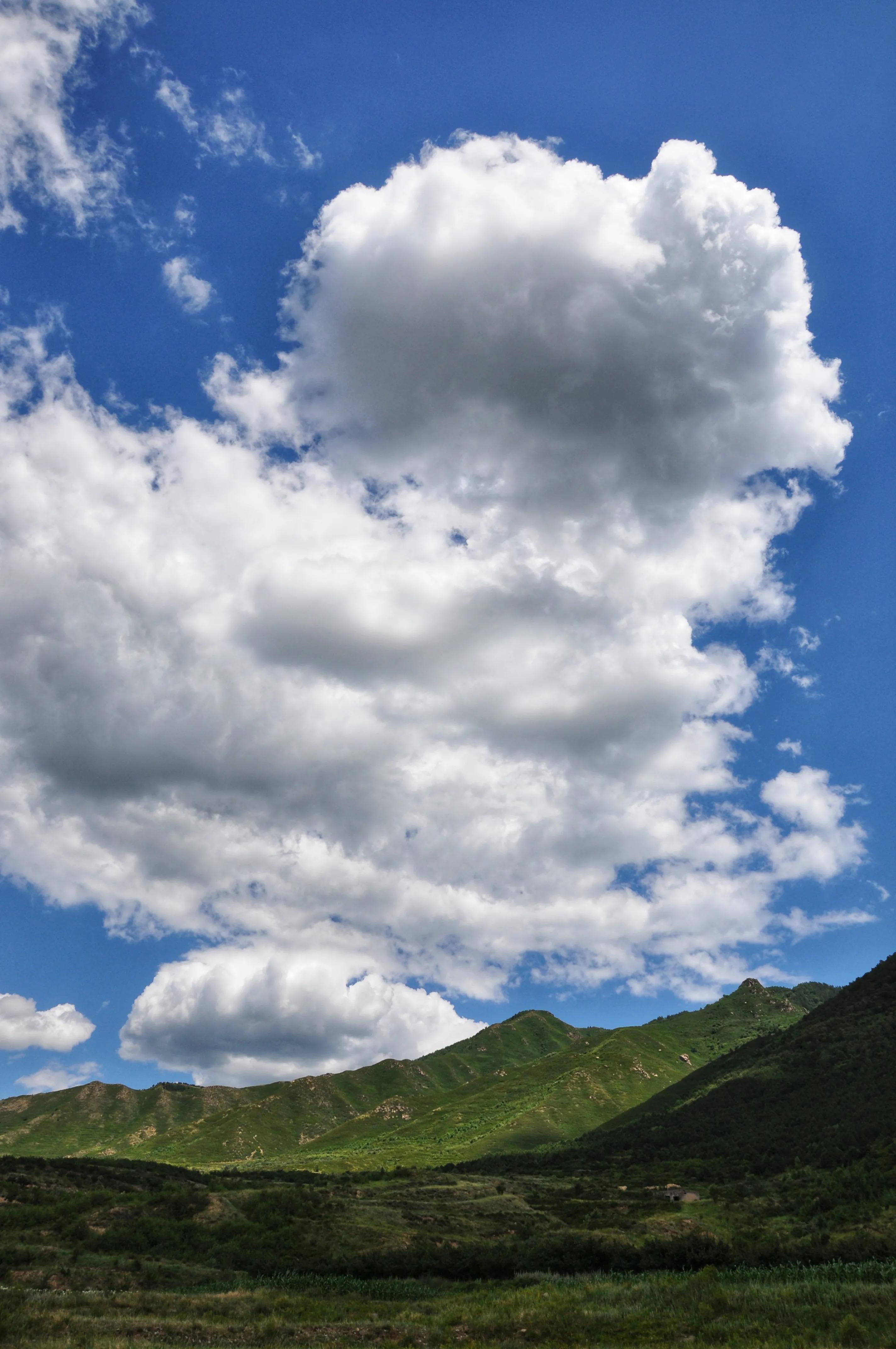 河北第一高山小五台山,河北的最高山峰小五台山海拔多少
