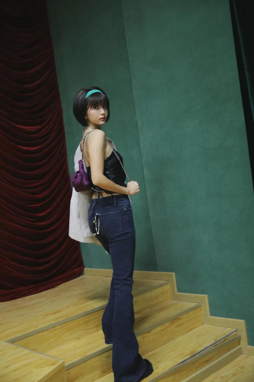 实用又时髦的基础款穿搭,一周穿搭简单好看