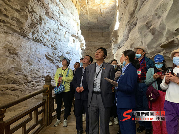 大同市中医医院*党**史学习教育重走习*平近**总书记视察山西大同走过的路