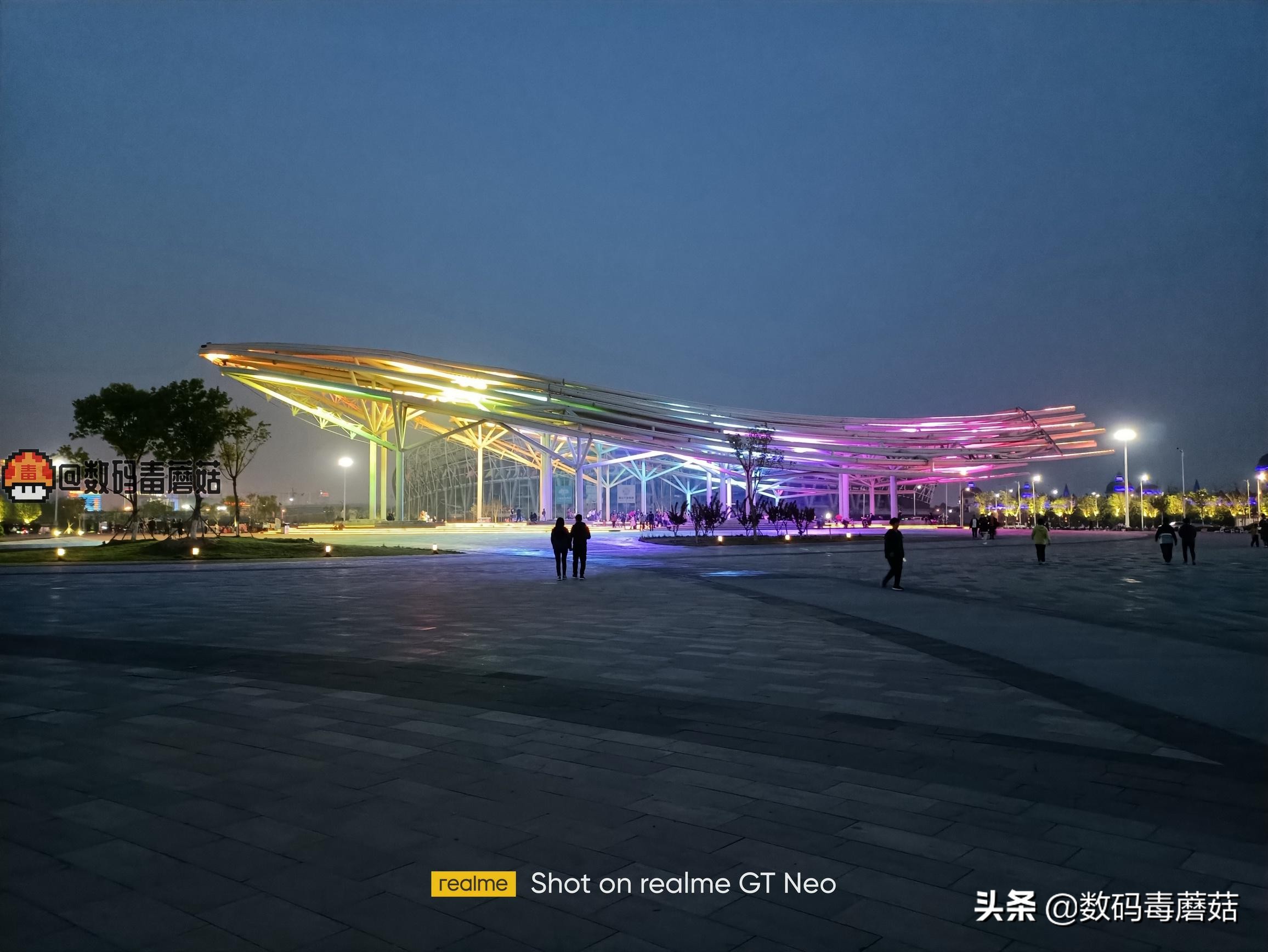 realme真我gtneo5旗舰新机怎么样,全新realme真我gtneo优点缺点