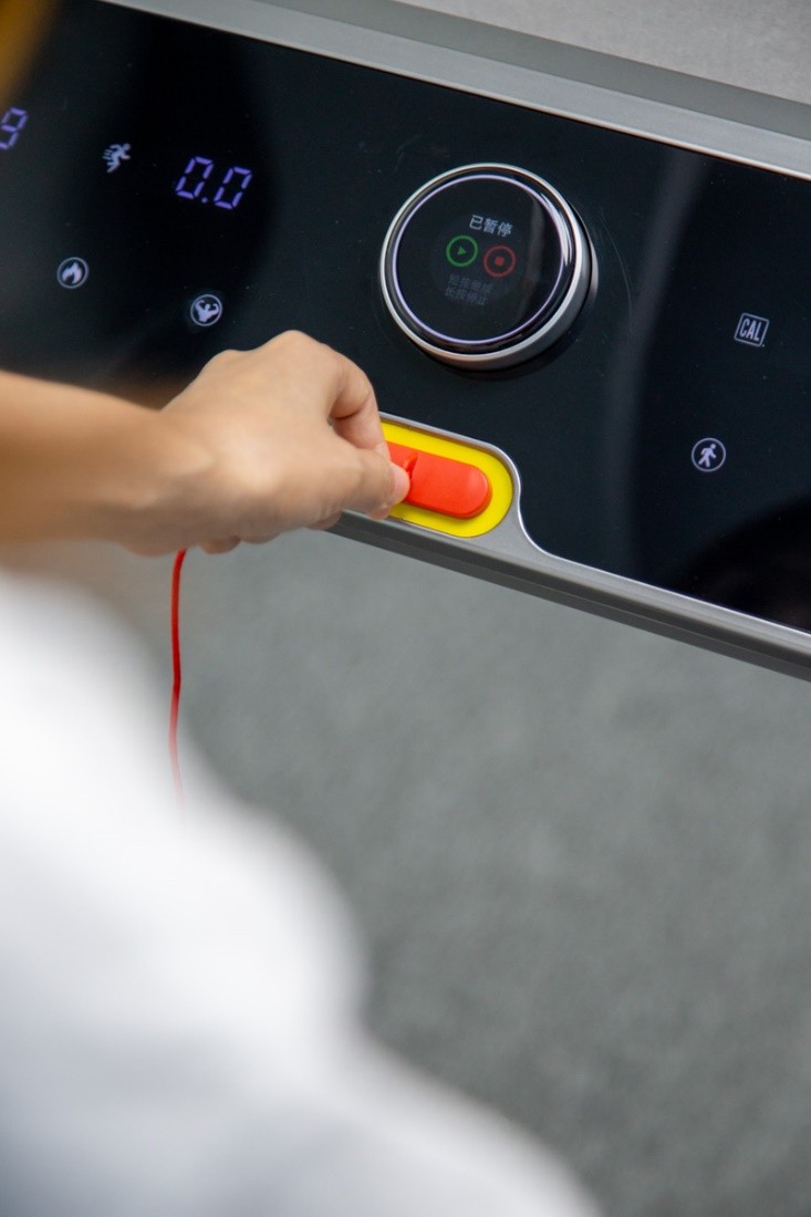 宅家跑步拒绝秋膘,荣耀亲选磁悬浮减震跑步机深度体验