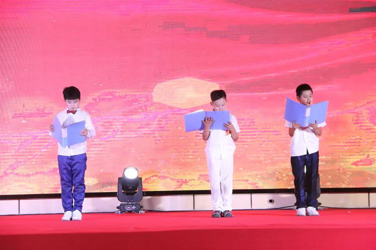 2021年驻马店蓝蓓蕾艺术学校大型公益晚会圆满落幕