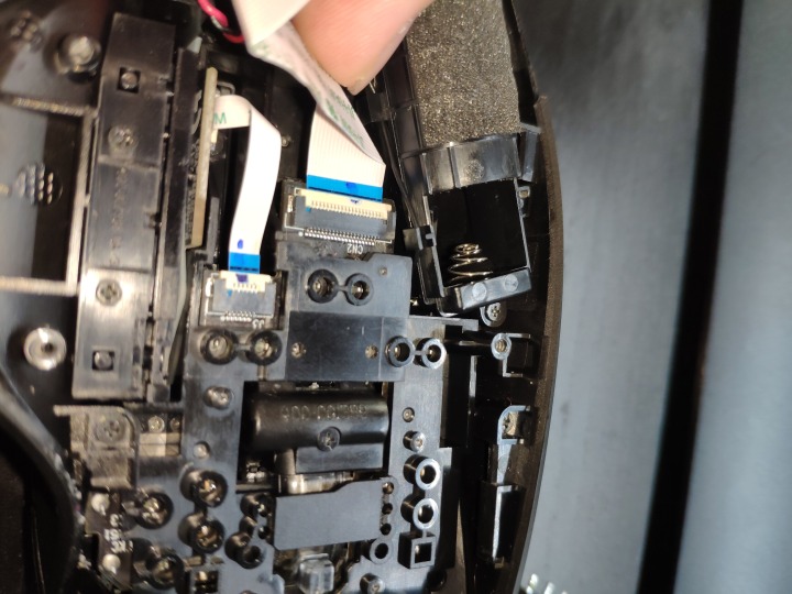 拆解罗技g90鼠标,罗技g502怎么拆右键微动开关