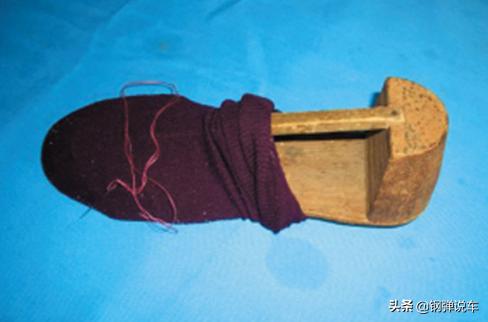 老式大金鹿自行车八成新值多少钱,1980年金鹿自行车多少钱