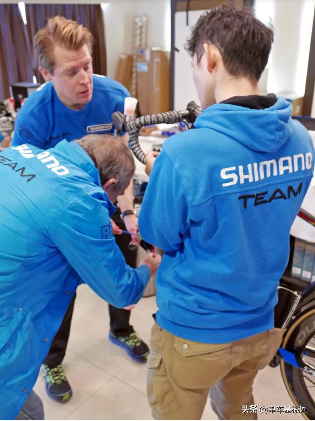 山地车刹车松点好还是紧点好,山地车前刹车有必要吗