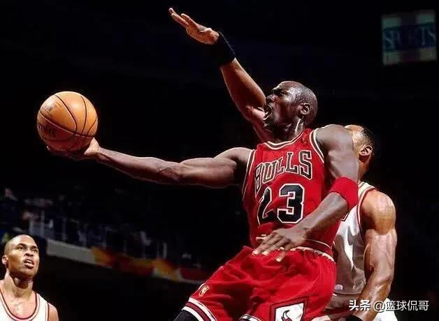 乔丹和罗纳尔多谁影响力大,98年乔丹和93年乔丹哪个强