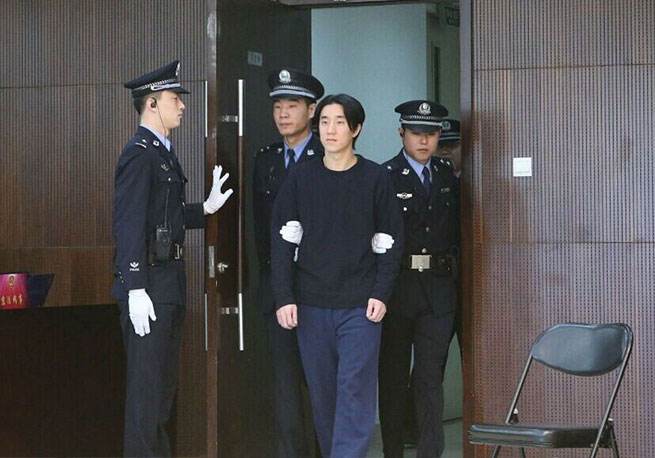 房祖名吸毒为什么还能出演电影,房祖名吸毒为什么能演电影