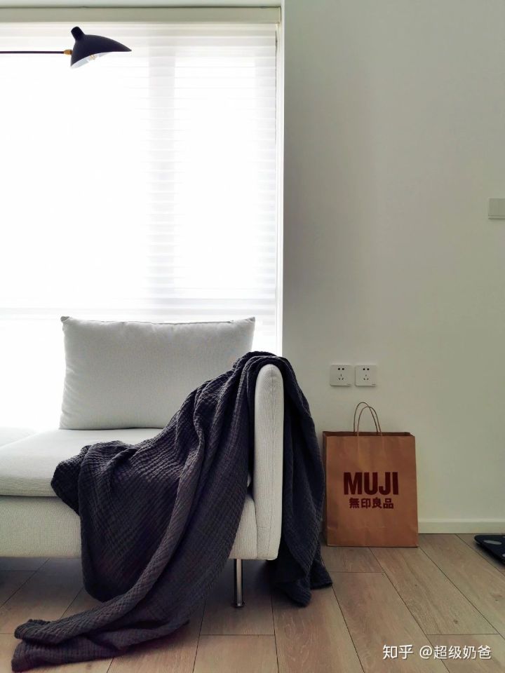 她买下40㎡自己住​，功能一个不少，却能住出100㎡的宽敞