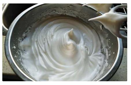 抖音十大网红蛋糕款式图片,网红百香果小蛋糕