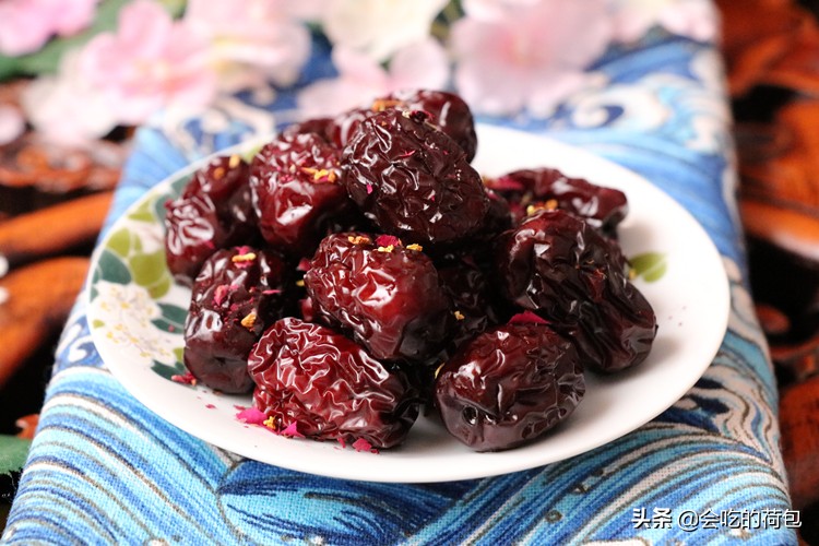 夏天吃红枣不是补血不上火方法,夏天吃红枣有没有好处