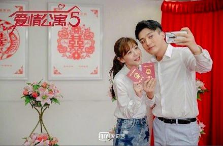 影视剧中同居室友升级热恋情侣，这11对，哪一对是你的最爱？