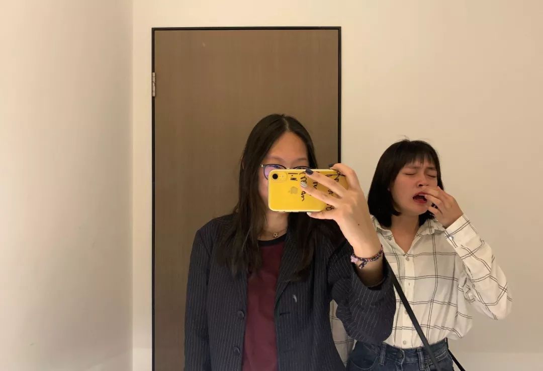 时尚搭配：大牌包包？这些00后的包柜真精彩