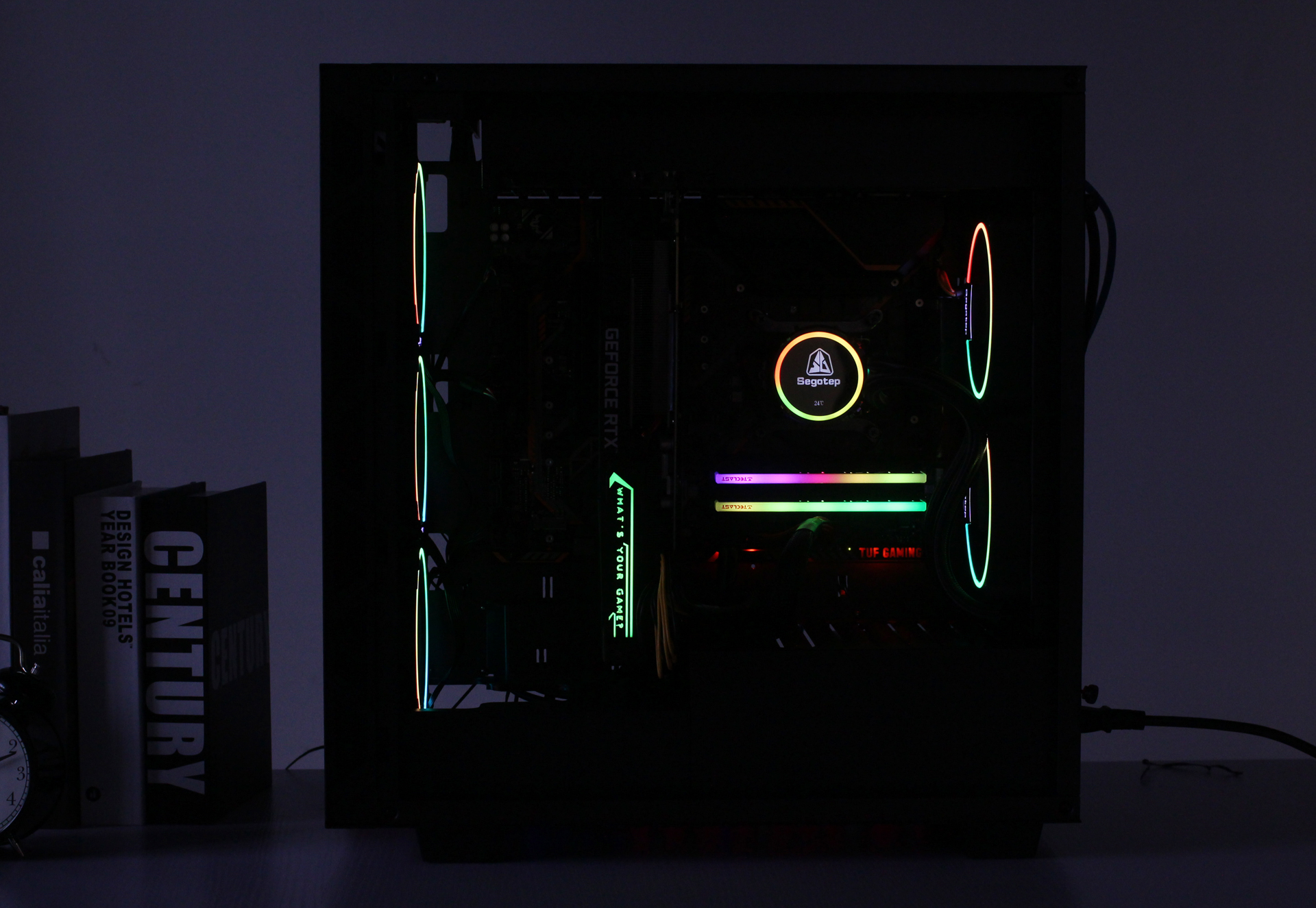 显卡竖装散热最好的机箱,主板和显卡竖装的机箱