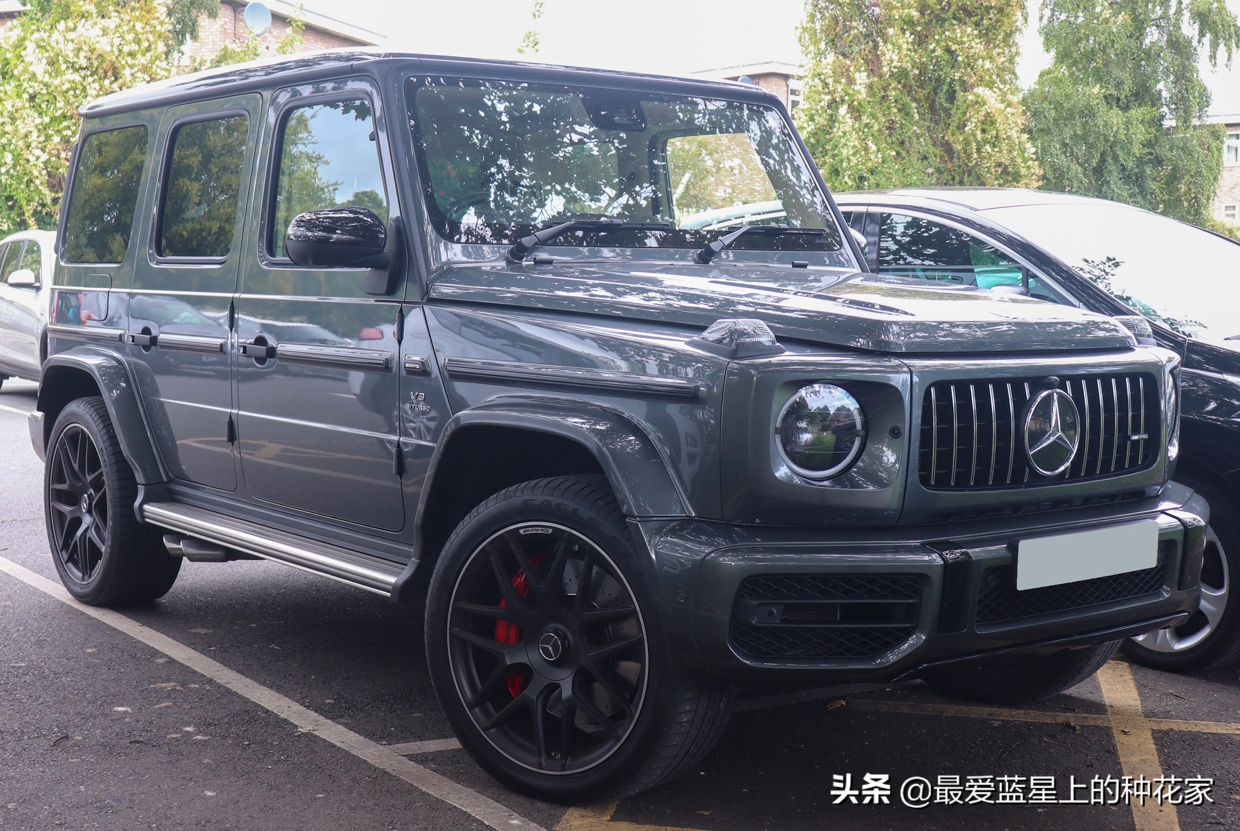 奔驰大g1994老款,奔驰大g有几款车型和价格