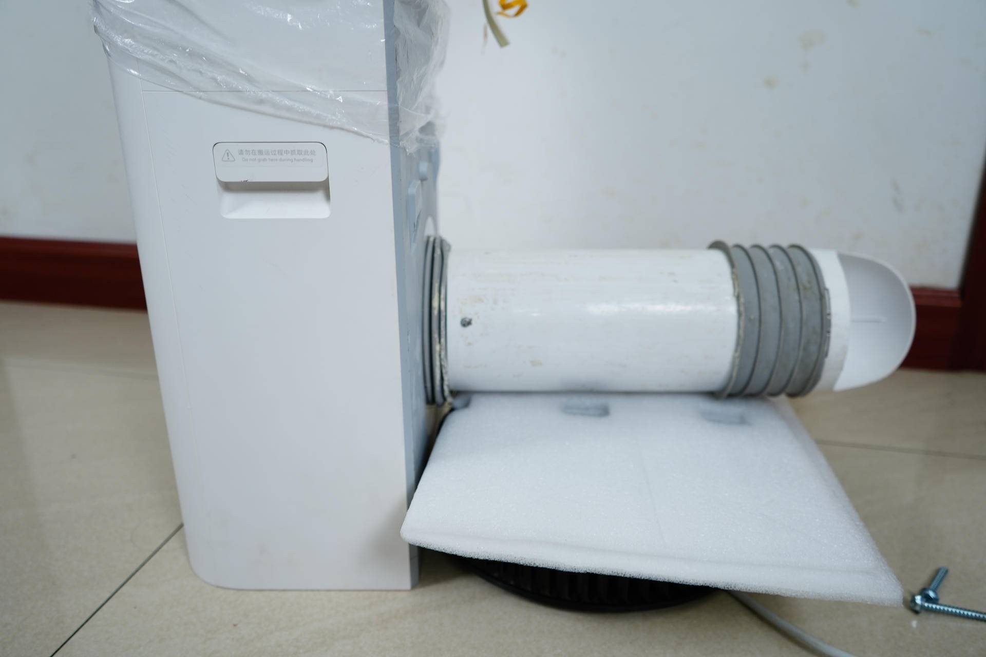 细分产品线还是市场需求——小米A1新风机，我们拆个透彻操作