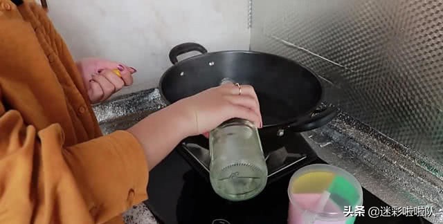 擀面杖初次使用不开裂,擀面杖发霉发黑了怎么办