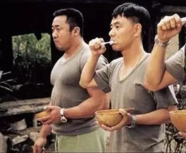 马东锡饰演黑道大哥退隐当厨师,马东锡是不是黑帮老大