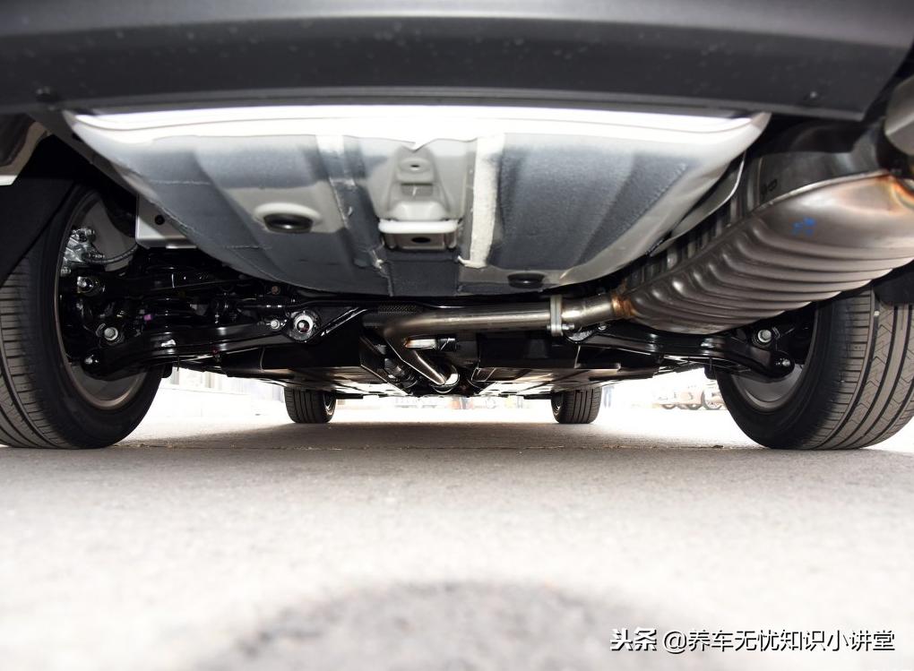 买二手现代名图合适吗,买现代名图好还是买现代朗动好