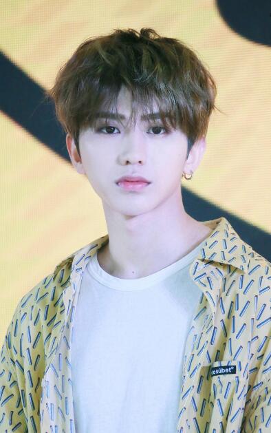 怎么正确看待蔡徐坤被黑,蔡徐坤对遭受全网黑的看法