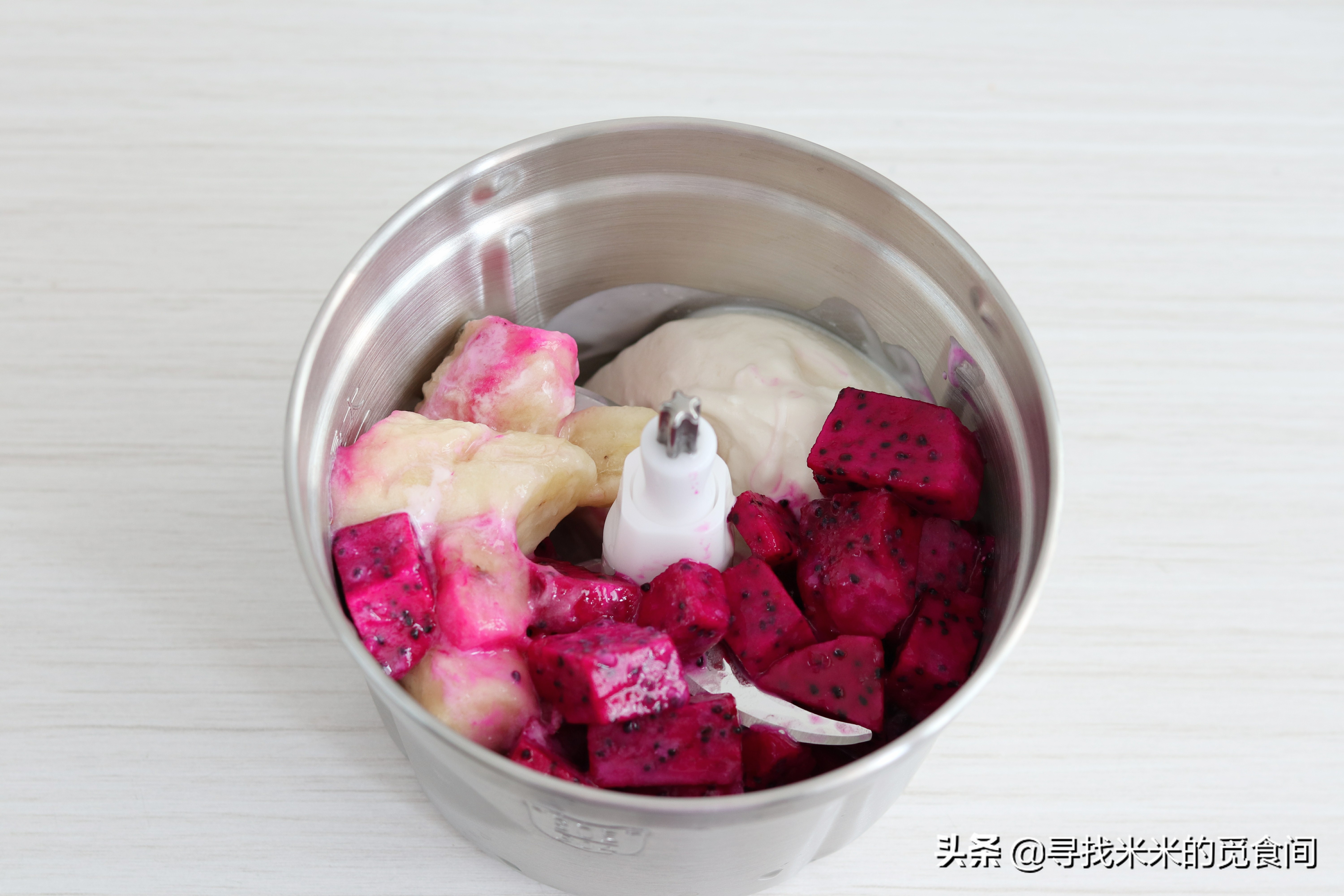 低糖低脂低卡的冰淇淋怎么做 (低脂低糖奶油冰淇淋)