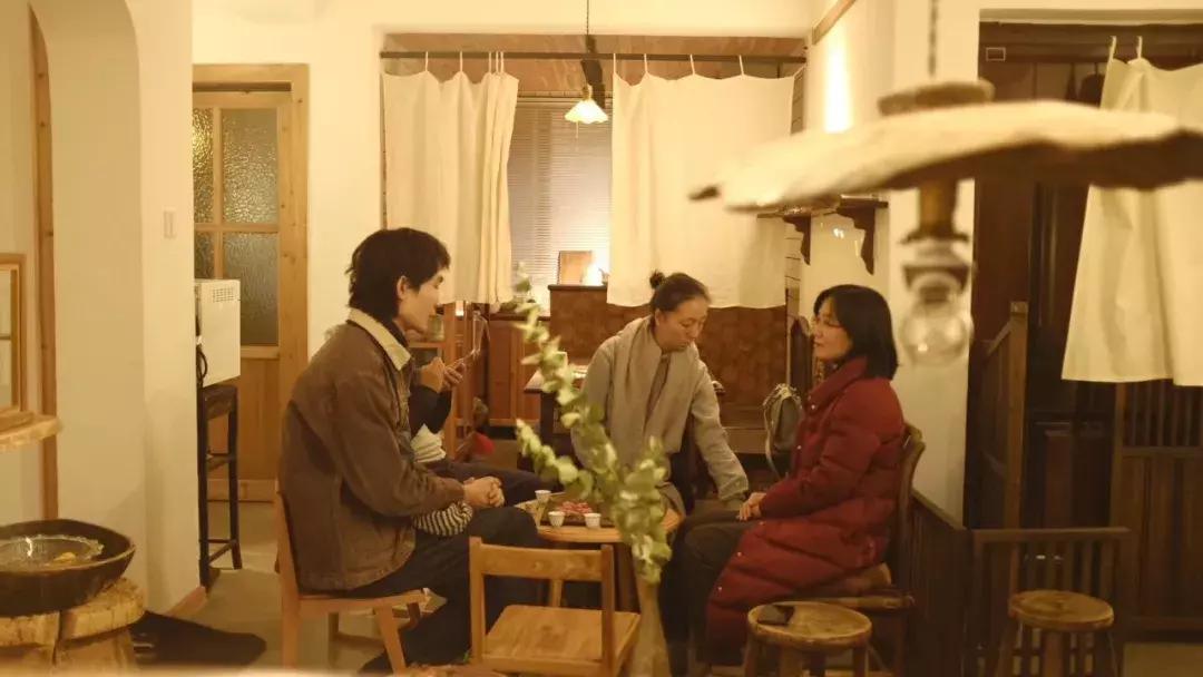 家具不要买太多极简生活,家具都是捡来的